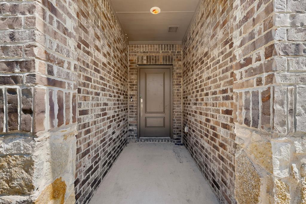 430 Forestridge Drive Fate, TX 75087 - Photo 6 of 40