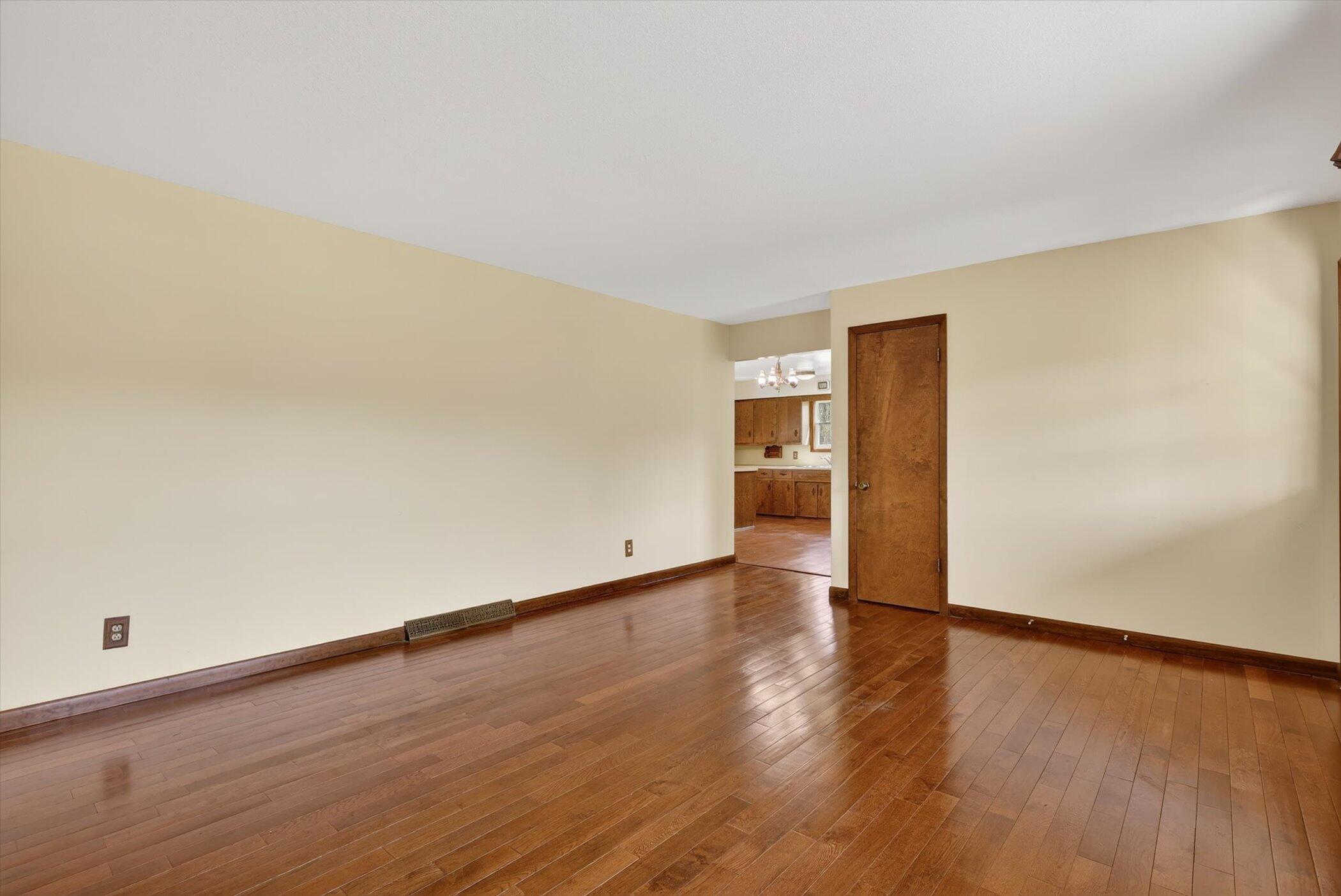 7045 17 Mile Road Northeast Cedar Springs, MI 49319 - Photo 13 of 72 10-7045-17-Mile-Rd-NE-WindowStill-Photog