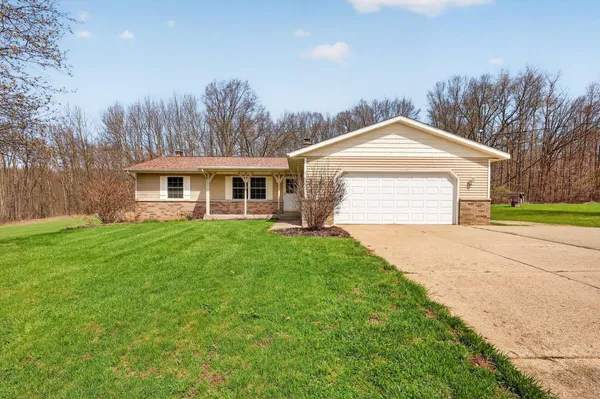 $549,900 | 7045 17 Mile Road Northeast, Cedar Springs, MI 49319