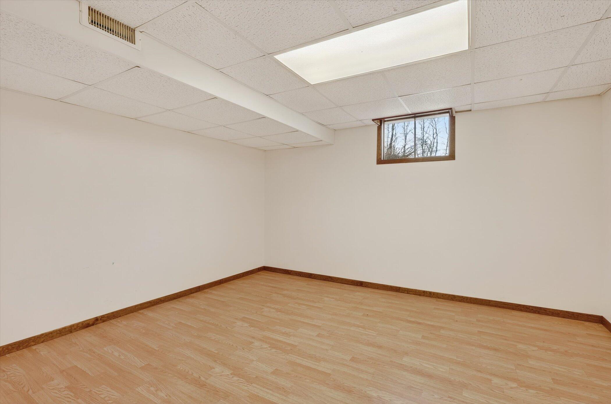 7045 17 Mile Road Northeast Cedar Springs, MI 49319 - Photo 38 of 72 33-7045-17-Mile-Rd-NE-WindowStill-Photog