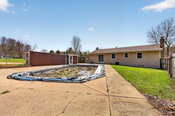 $549,900 | 7045 17 Mile Road Northeast, Cedar Springs, MI 49319
