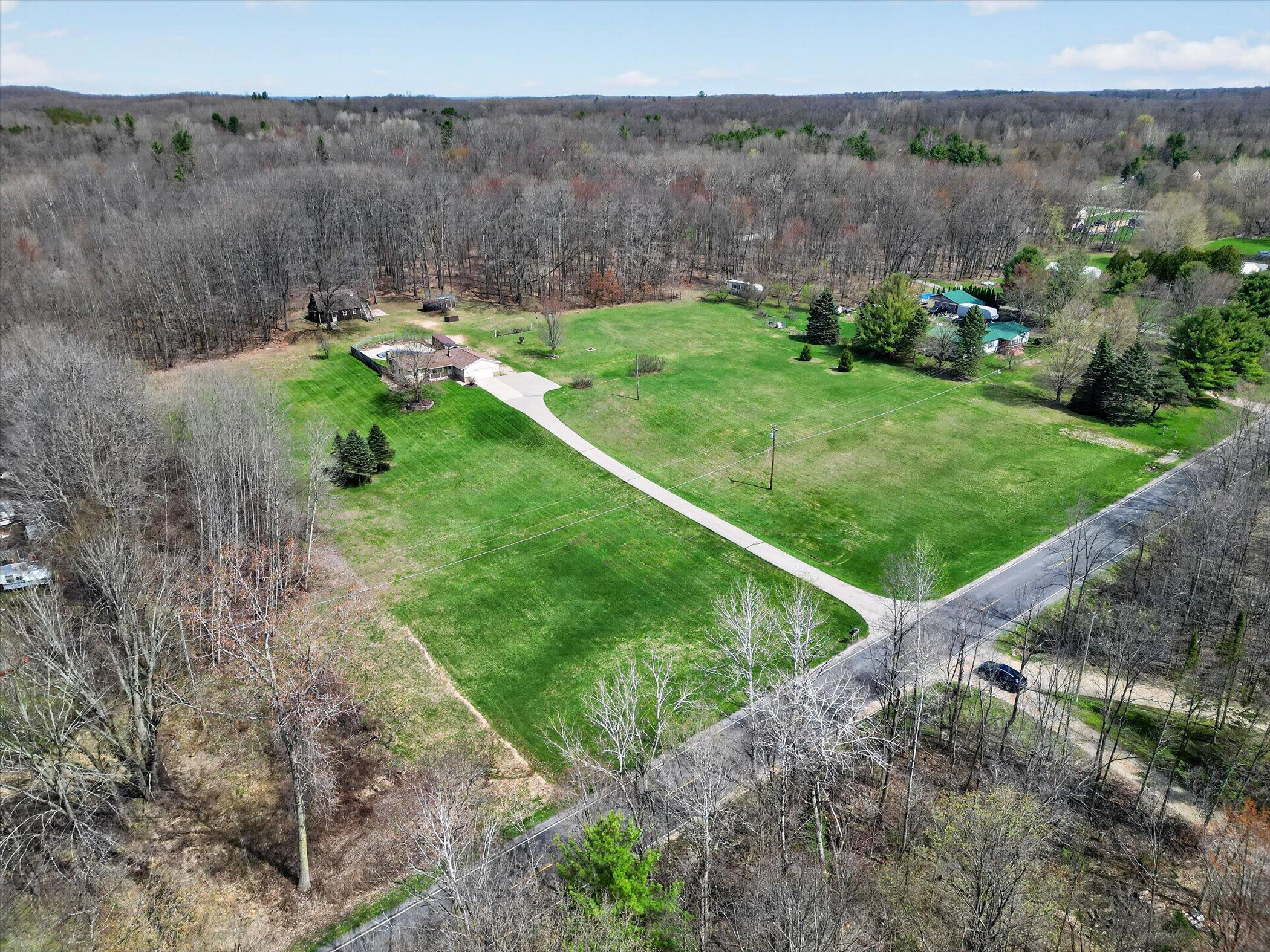 7045 17 Mile Road Northeast Cedar Springs, MI 49319 - Photo 66 of 72 59-7045-17-Mile-Rd-NE-WindowStill-Photog