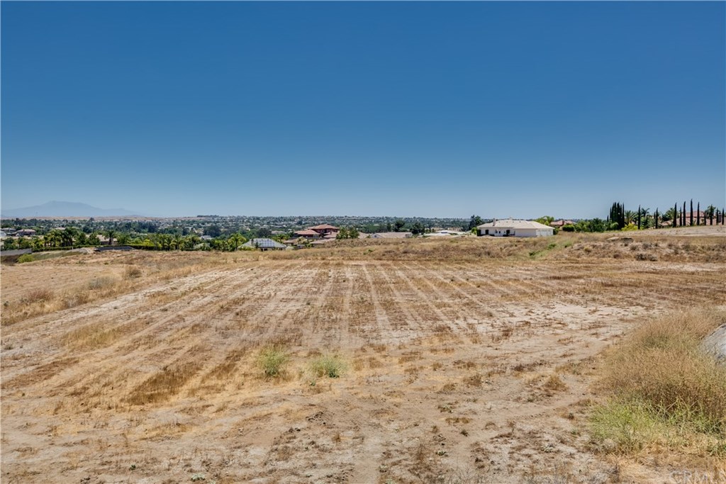 2 Spencer Riverside Ca Riverside, CA 92506 - Photo 2 of 3