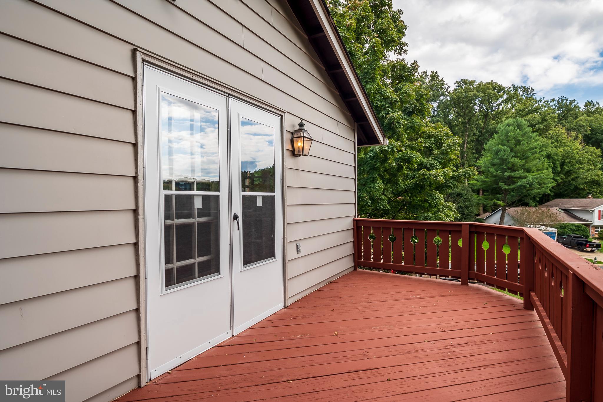 2153 Edgeware Street Silver Spring, MD 20905 - Photo 34 of 46 Balcony (alt view)