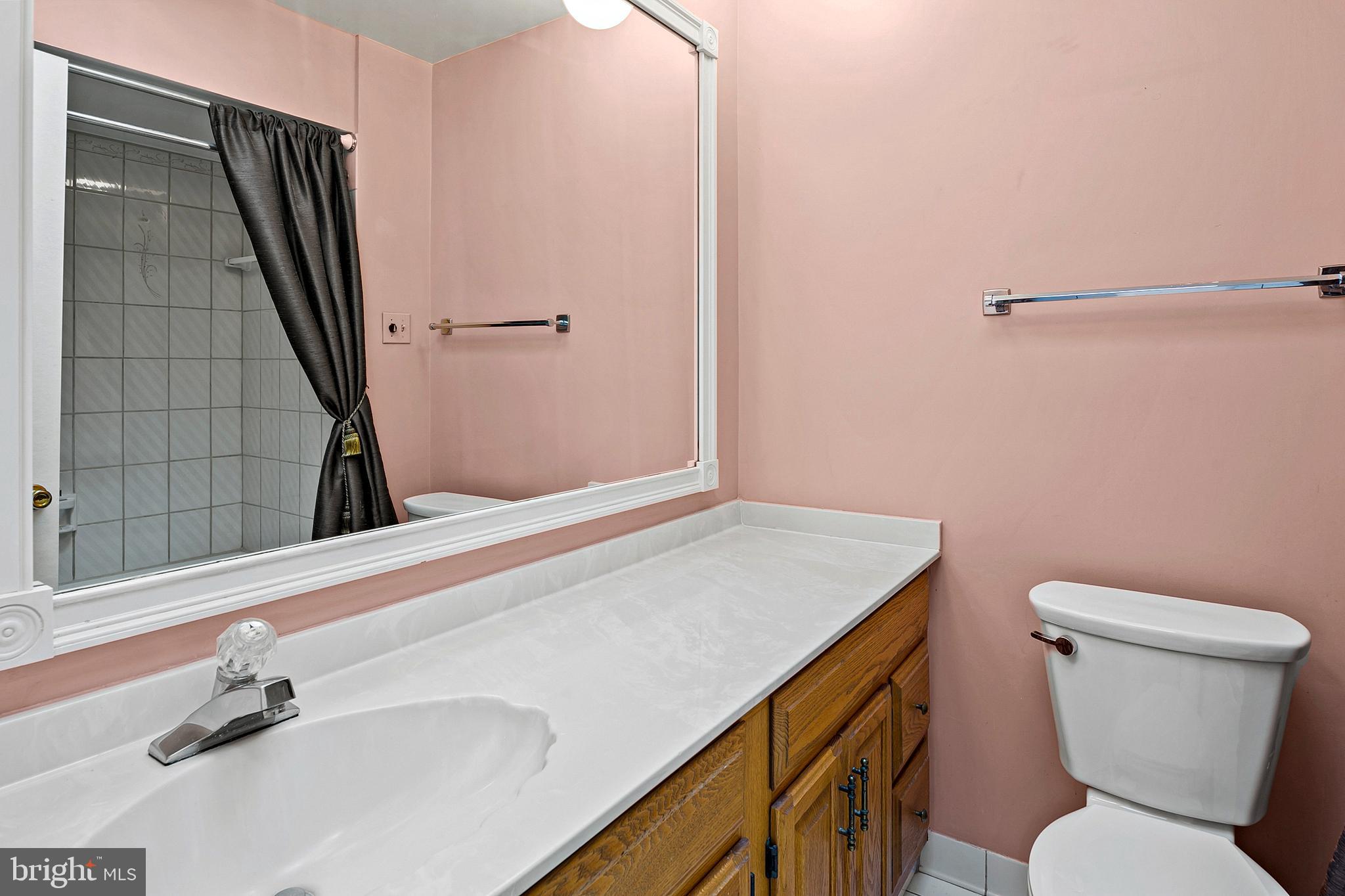 2153 Edgeware Street Silver Spring, MD 20905 - Photo 39 of 46 Bathroom 2