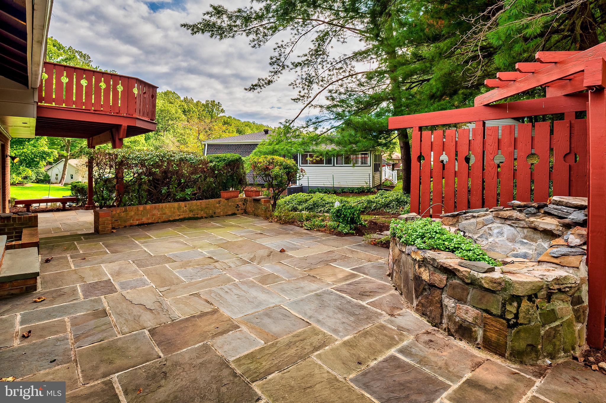 2153 Edgeware Street Silver Spring, MD 20905 - Photo 40 of 46 Back Patio