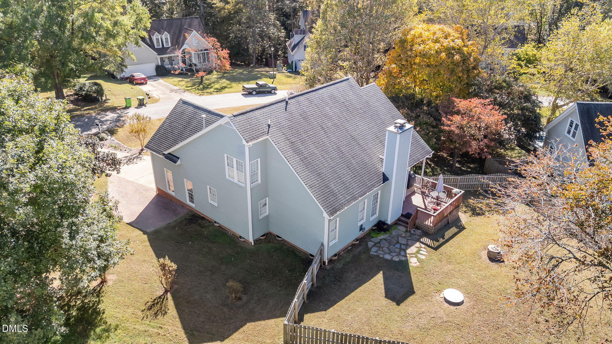 1220 Hillingdon Way Raleigh, NC 27614 - Photo 9 of 47 19-web-or-mls-DJI_20251023131628_0594_D