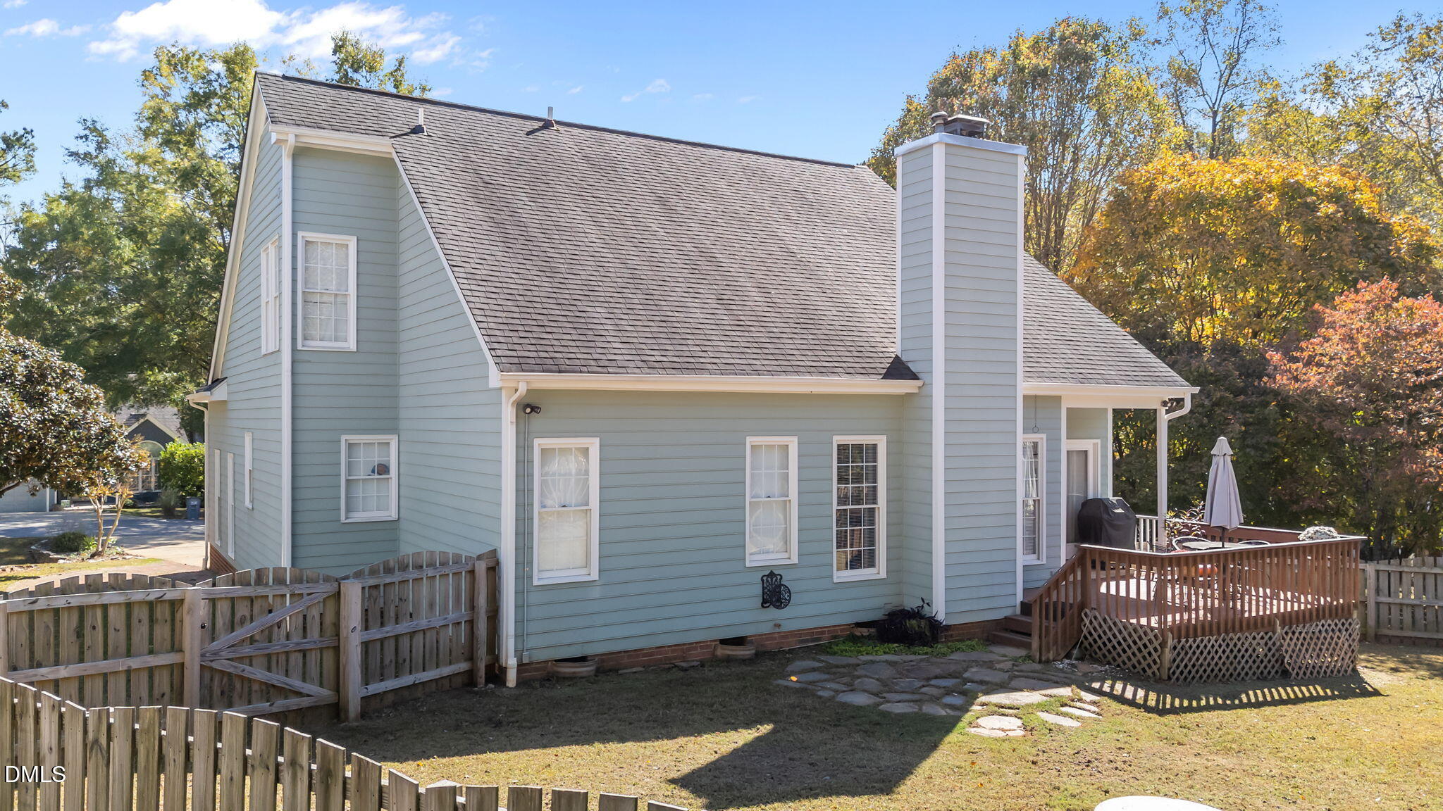 1220 Hillingdon Way Raleigh, NC 27614 - Photo 10 of 47 20-web-or-mls-DJI_20251023131718_0595_D