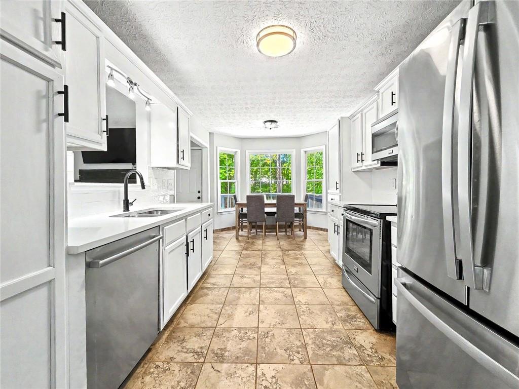 74 Crestview Lane Dallas, GA 30157 - Photo 11 of 35