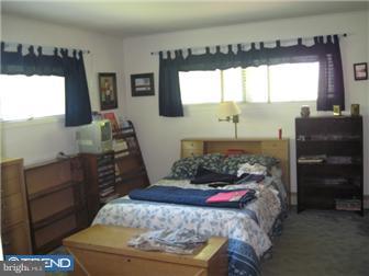 54 Sugarplum Road Levittown, PA 19056 - Photo 5 of 12 Bedroom - Main