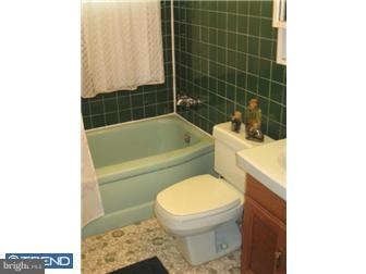 54 Sugarplum Road Levittown, PA 19056 - Photo 10 of 12 Bathroom