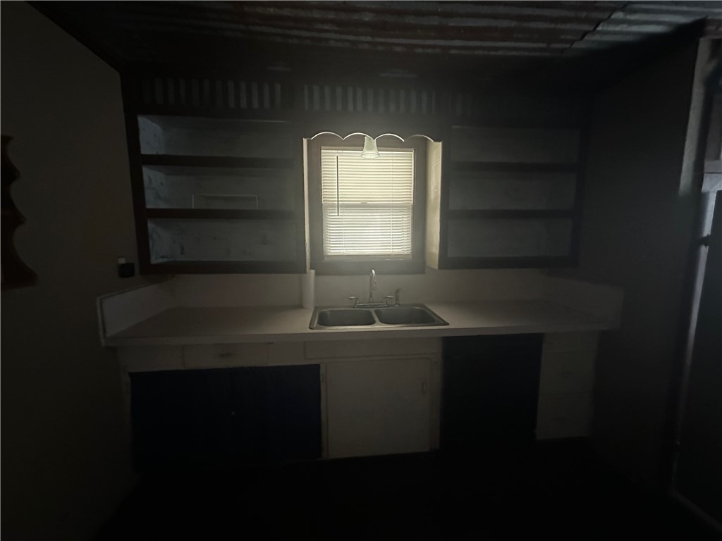 602 North Mignonette Street Kosse, TX 76653 - Photo 11 of 18