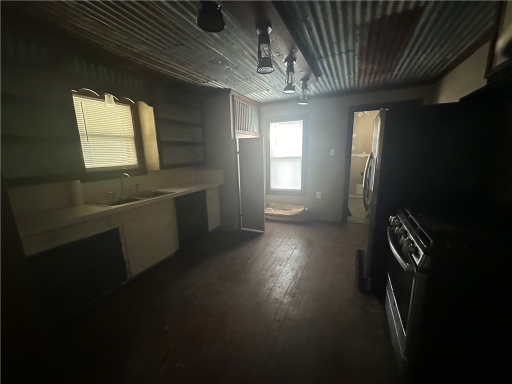 602 North Mignonette Street Kosse, TX 76653 - Photo 12 of 18