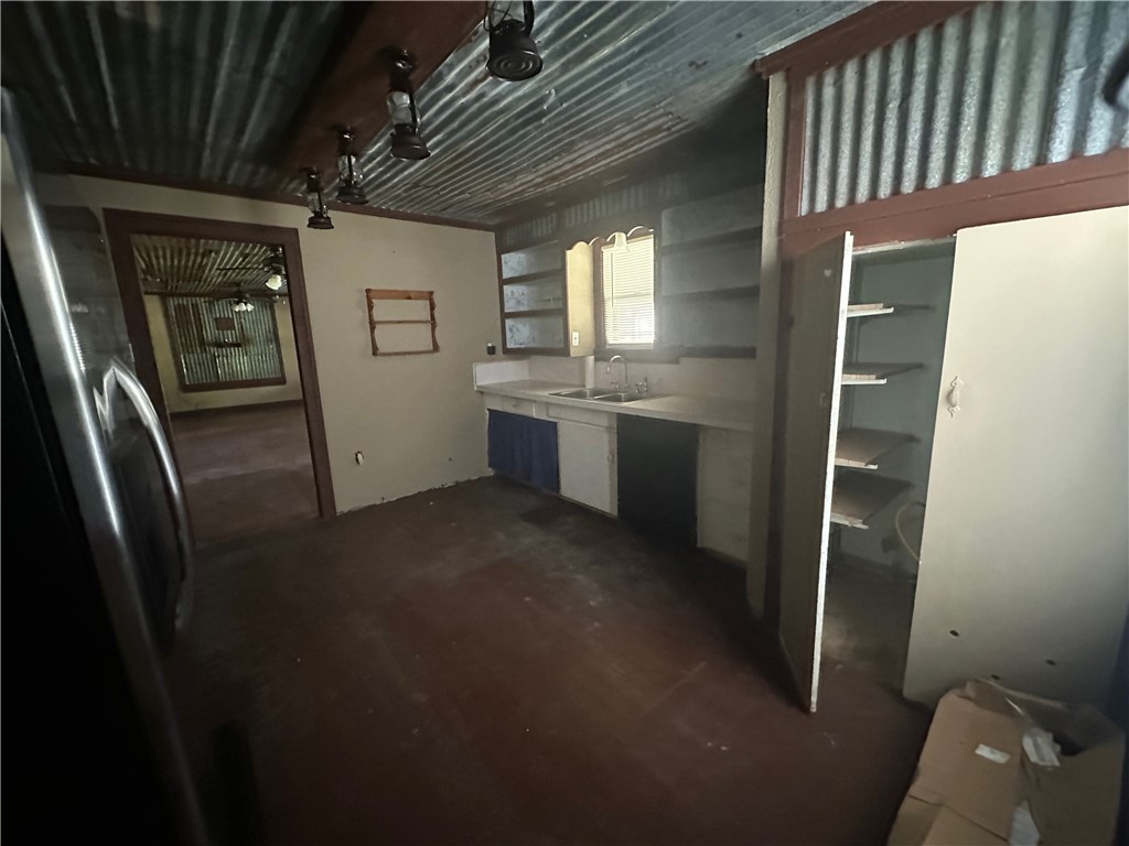 602 North Mignonette Street Kosse, TX 76653 - Photo 13 of 18