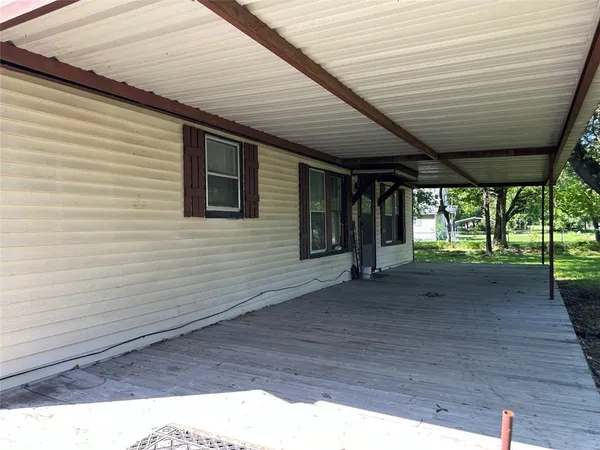 $96,000 | 602 North Mignonette Street, Kosse, TX 76653