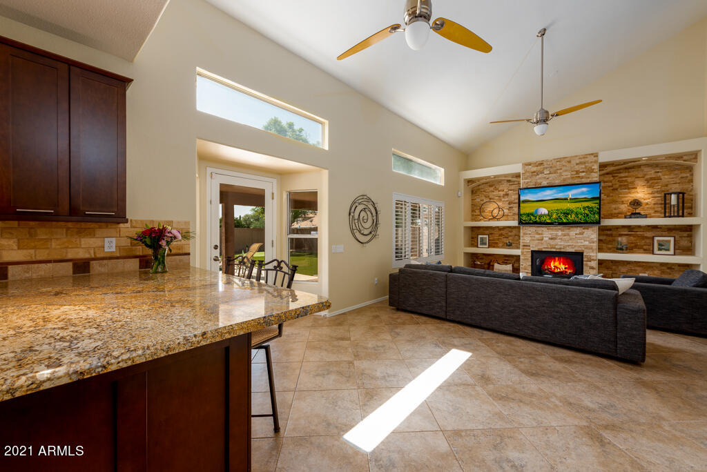 4551 East Rowel Road Phoenix, AZ 85050 - Photo 17 of 22 DSC_9709-Edit