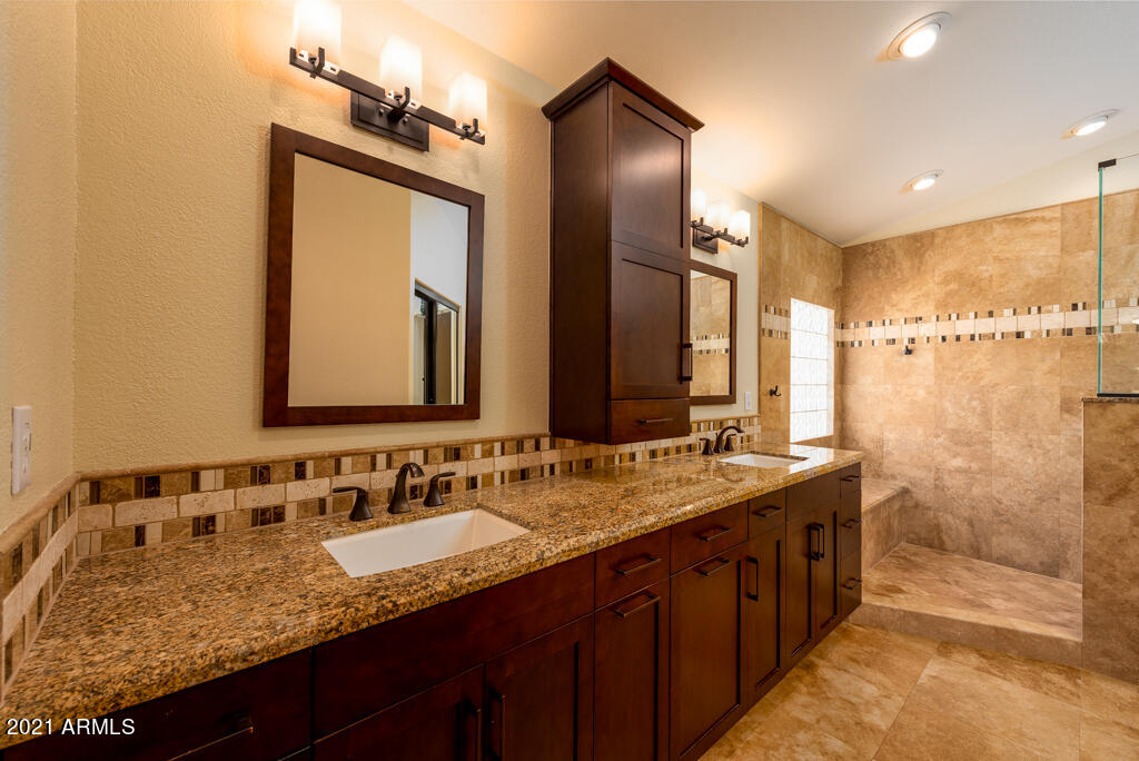 4551 East Rowel Road Phoenix, AZ 85050 - Photo 9 of 22 DSC_9790-Edit