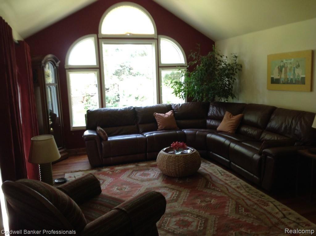 1539 Indian Road Lapeer, MI 48446 - Photo 8 of 42