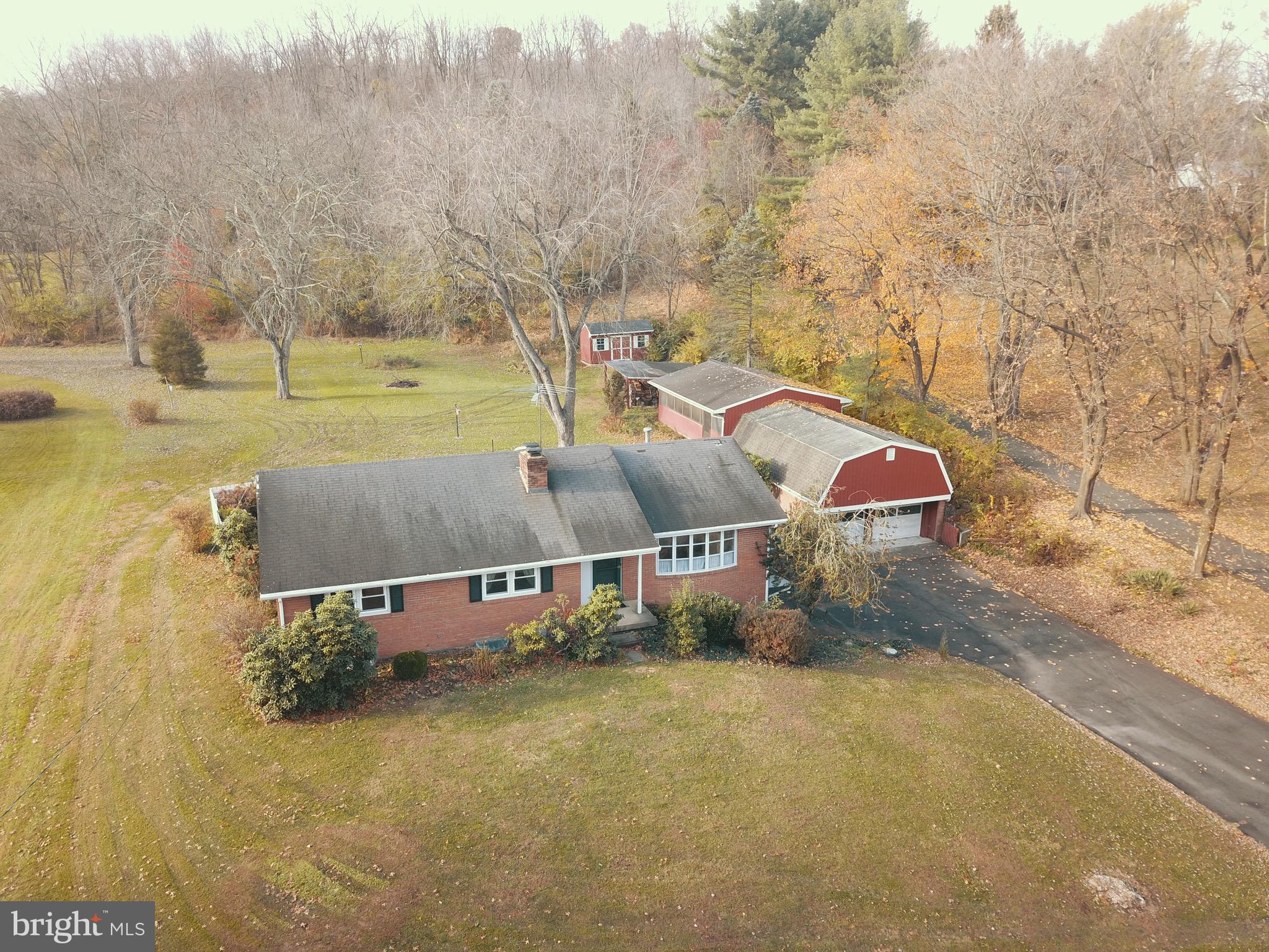 1433 County Line Road Bechtelsville, PA 19505 - Photo 2 of 45 Gallery Image 2
