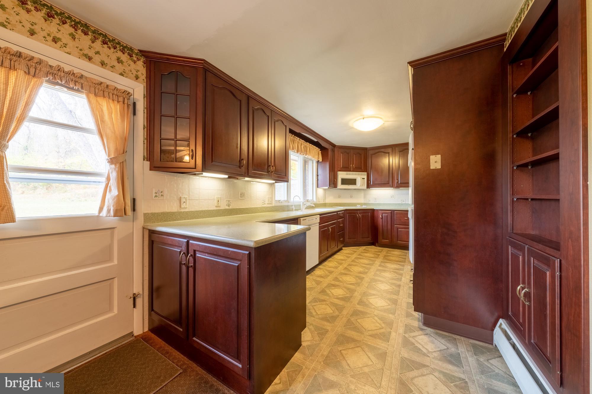 1433 County Line Road Bechtelsville, PA 19505 - Photo 13 of 45 Gallery Image 13