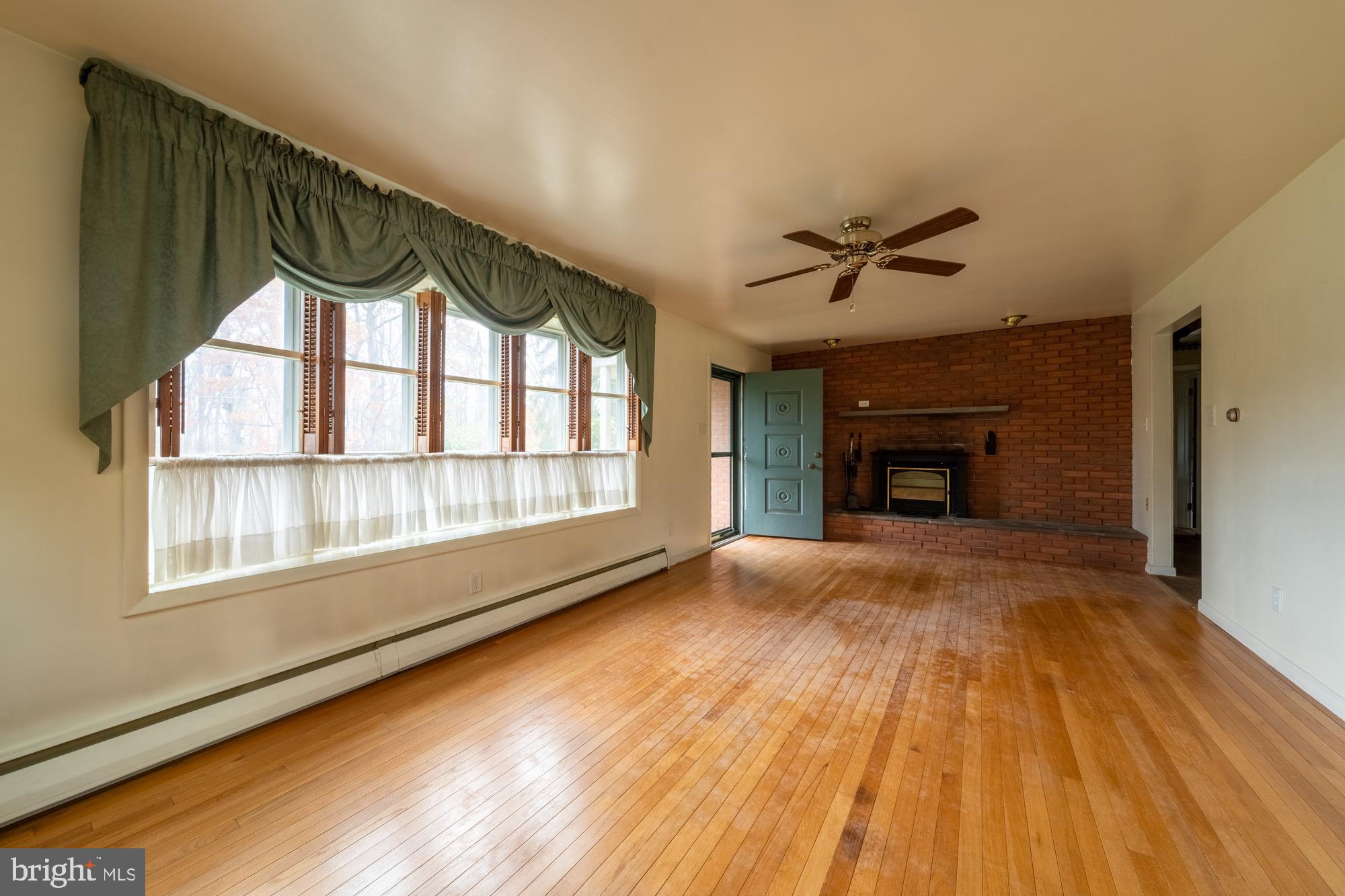1433 County Line Road Bechtelsville, PA 19505 - Photo 15 of 45 Gallery Image 15