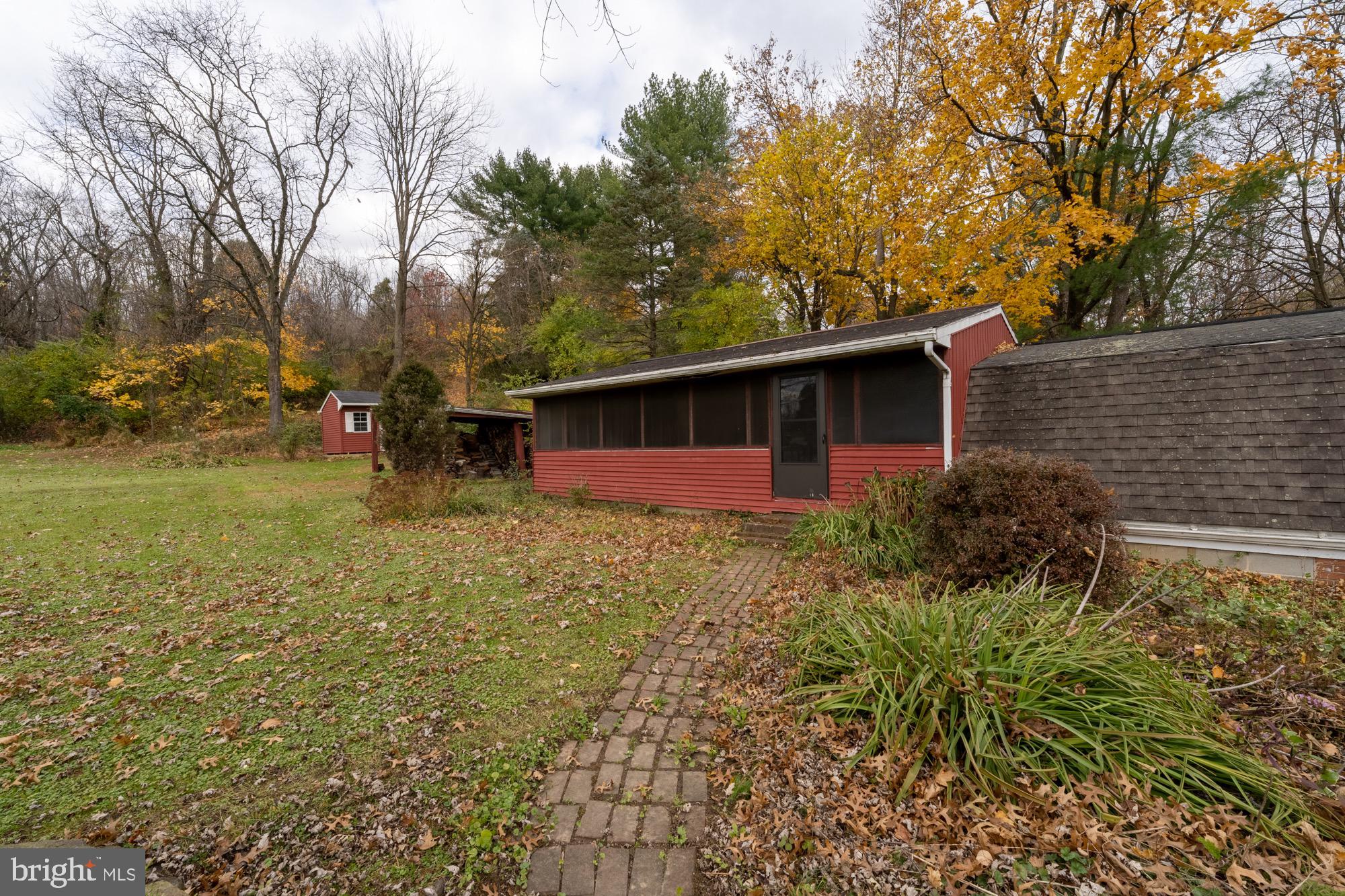 1433 County Line Road Bechtelsville, PA 19505 - Photo 35 of 45 Entrance to the top floor of detached garage