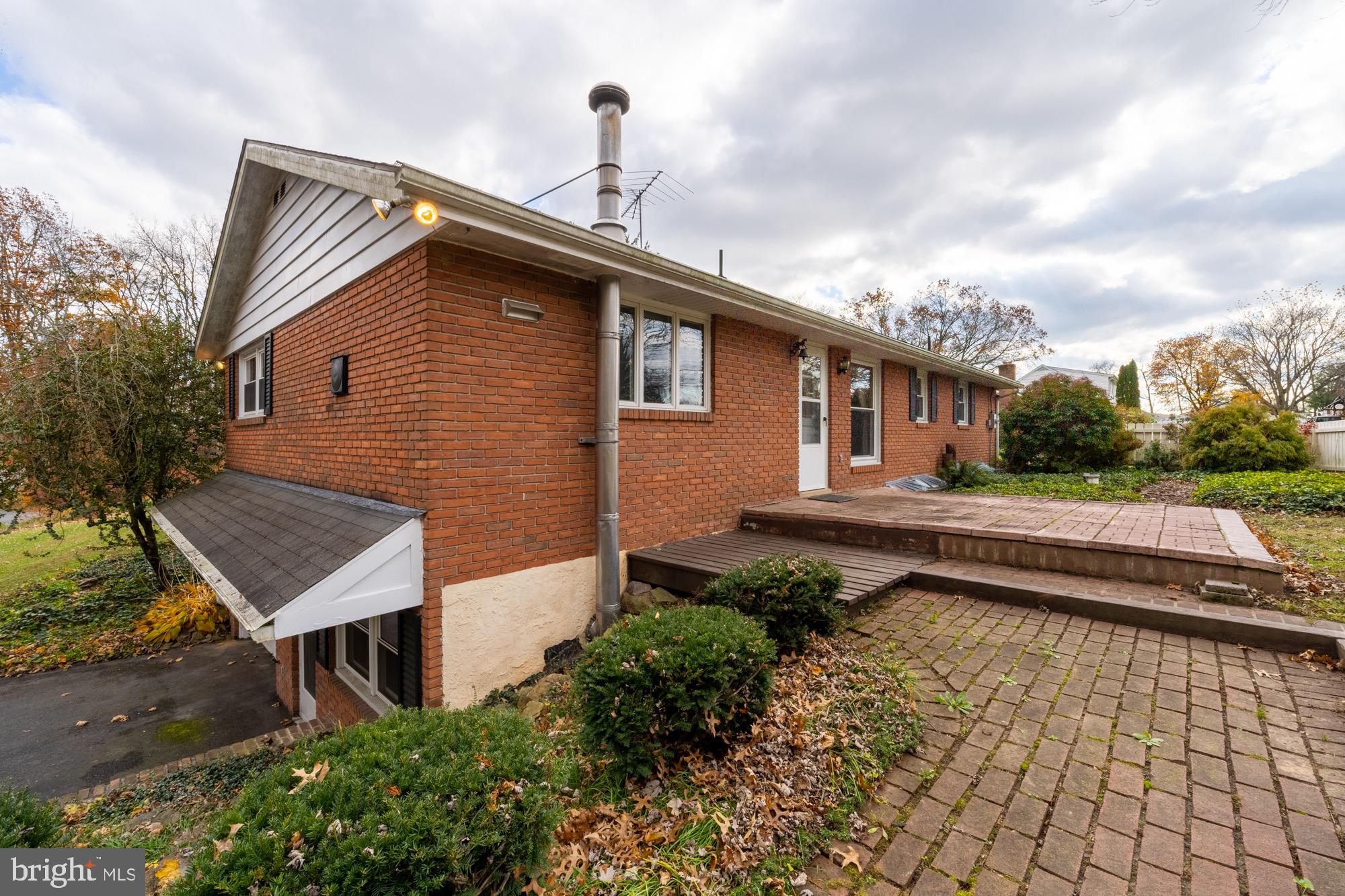 1433 County Line Road Bechtelsville, PA 19505 - Photo 9 of 45 Gallery Image 9