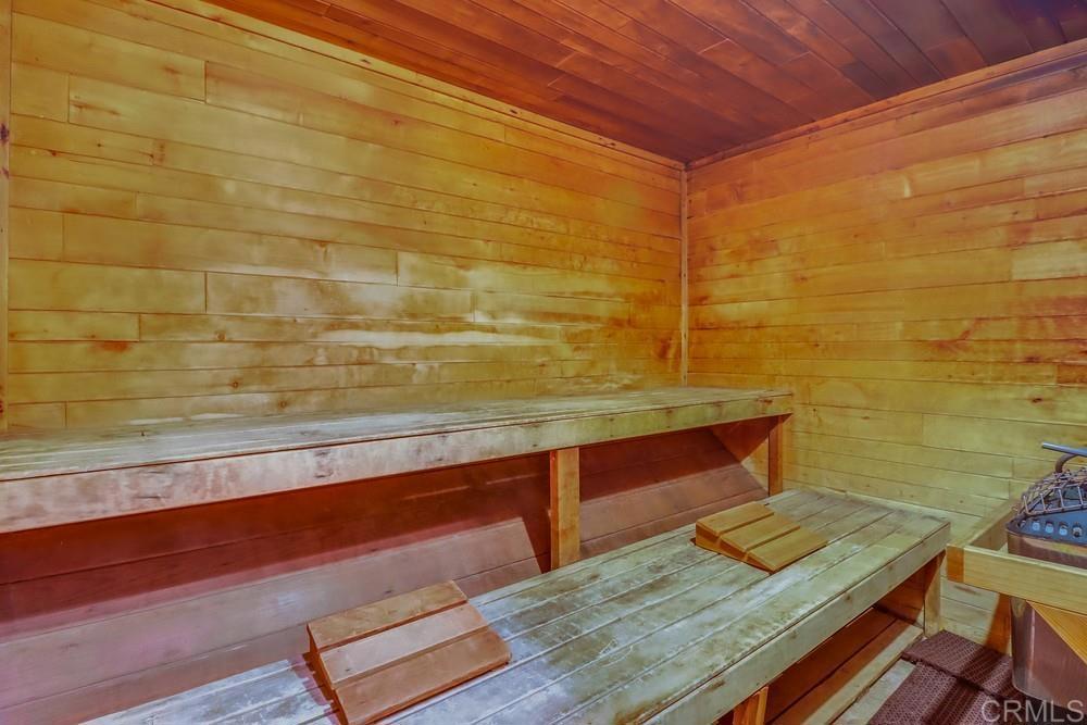 2500 Torrey Pines Road, Unit 503 La Jolla, CA 92037 - Photo 39 of 46 a view of sitting area with wooden floor