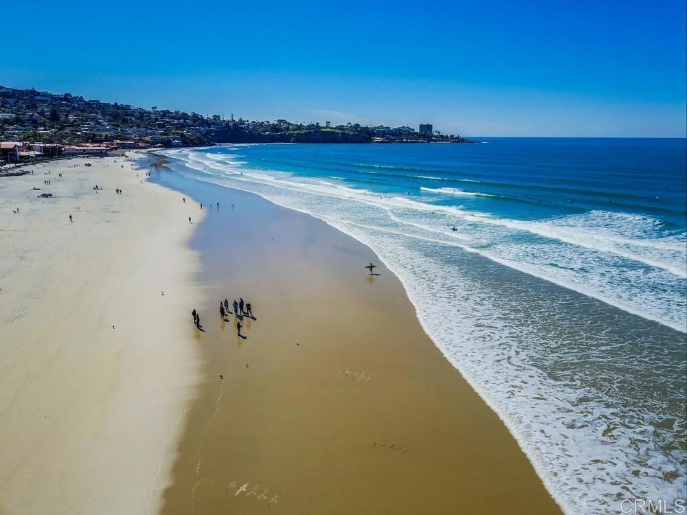 2500 Torrey Pines Road, Unit 503 La Jolla, CA 92037 - Photo 46 of 46 a view of beach and small space