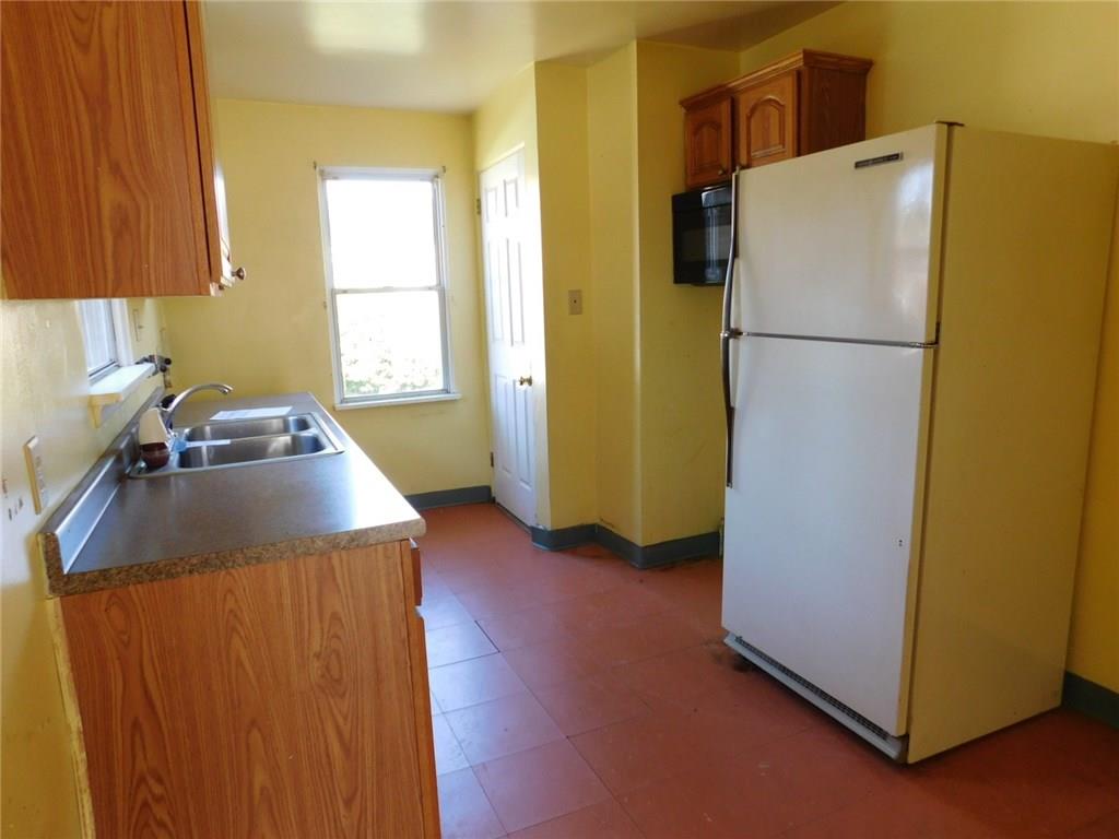24 Spring Street Etna, PA 15223 - Photo 7 of 16 Gallery Image 7