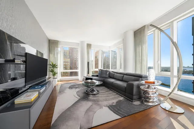 $2,850,000 | 70 Little West Street, Unit 32E | Battery Park City
