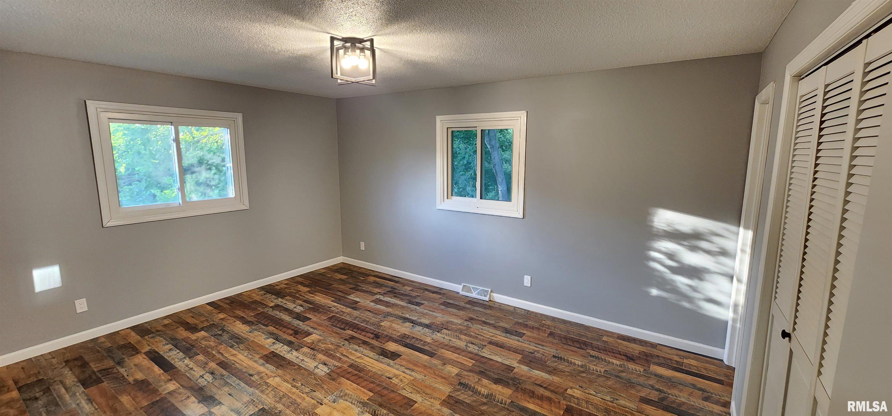 21 Charlene Lane Springfield, IL 62711 - Photo 28 of 48 Gallery Image 28