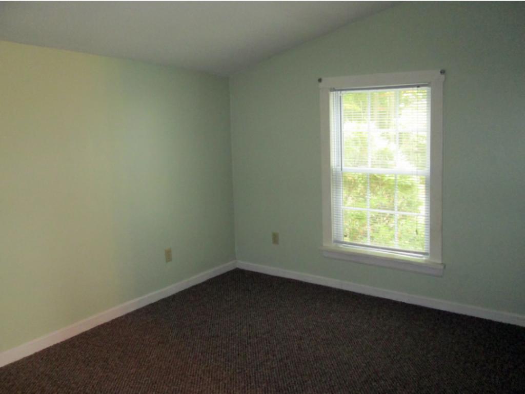370 River Road Epsom, NH 03234 - Photo 11 of 30