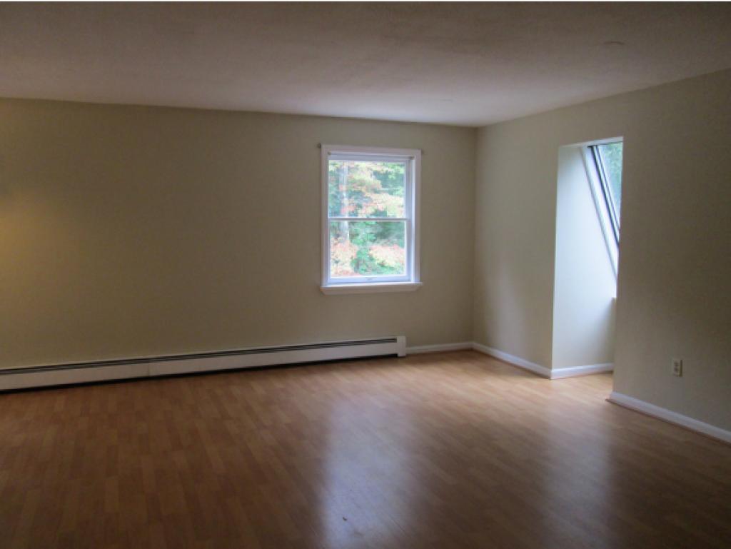 370 River Road Epsom, NH 03234 - Photo 15 of 30