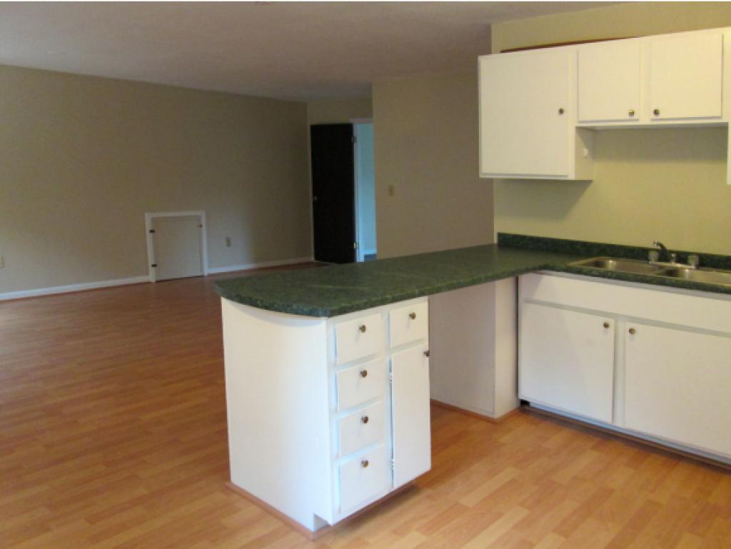 370 River Road Epsom, NH 03234 - Photo 16 of 30