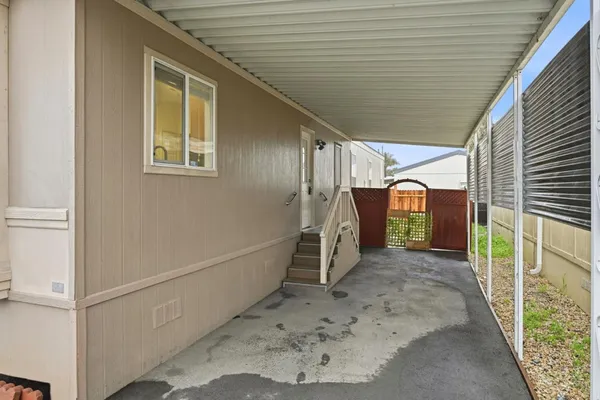 a view of a garage
