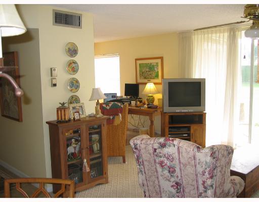 500 Davis Road, Unit 31 Palm Springs, FL 33461 - Photo 4 of 16 Additional Photo
