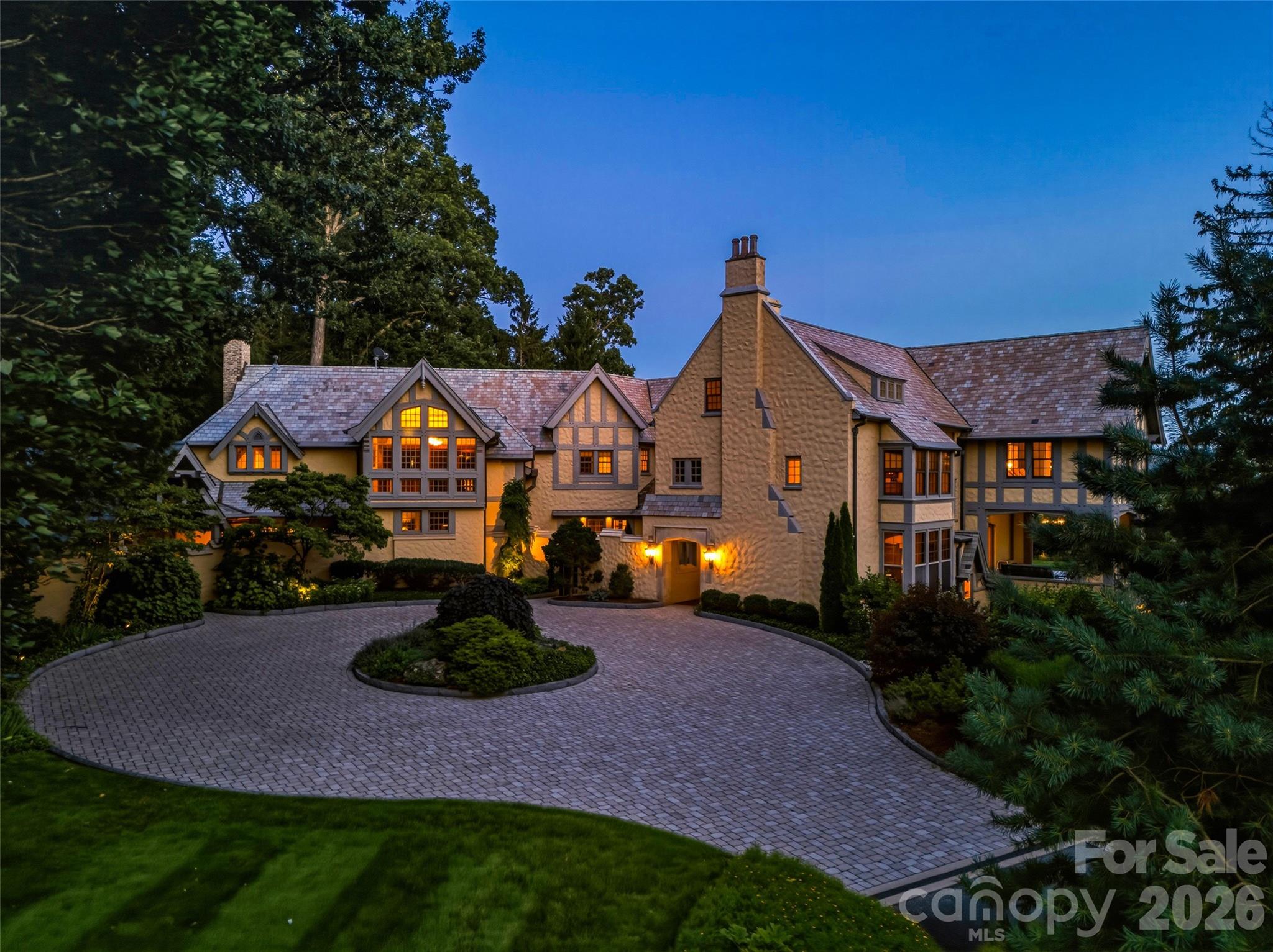 7 Stuyvesant Road Biltmore Forest, NC 28803 - Photo 8 of 48