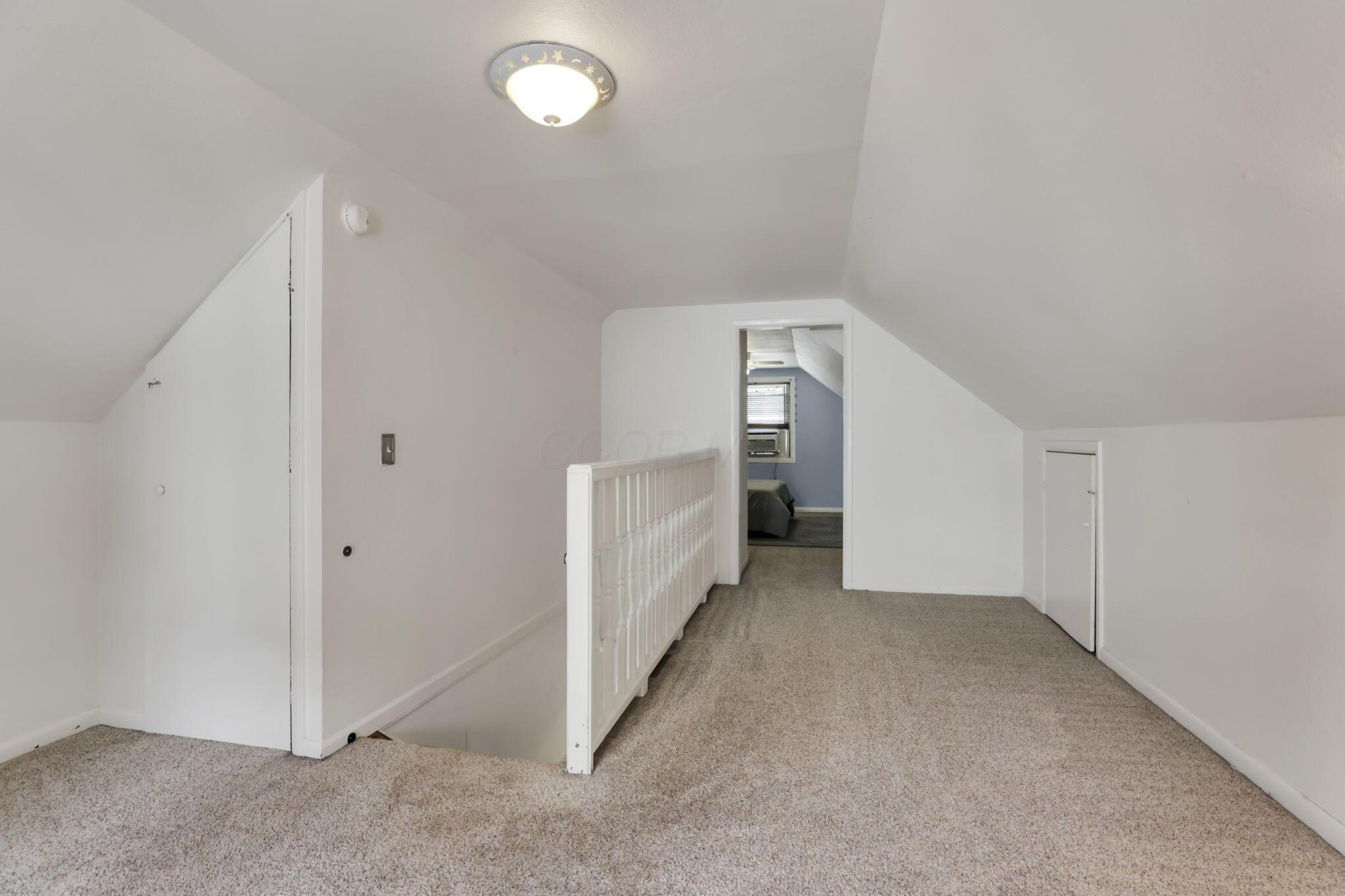 460 East Beaumont Road Columbus, OH 43214 - Photo 30 of 70 35-web-or-mls-011A0844