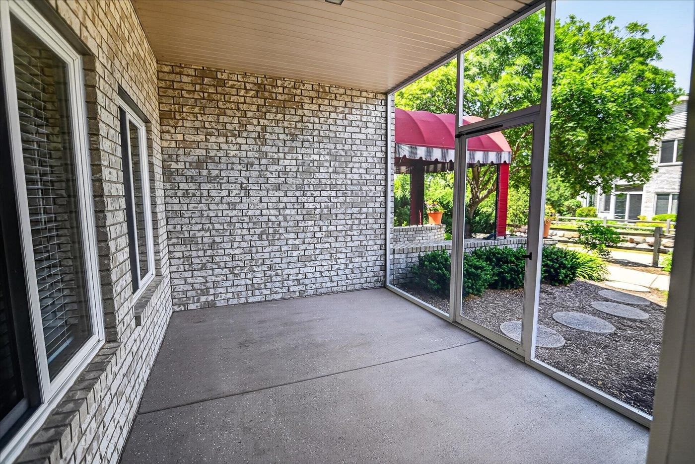 49 Cherokee Circle, Unit 101 Madison, WI 53704 - Photo 18 of 38
