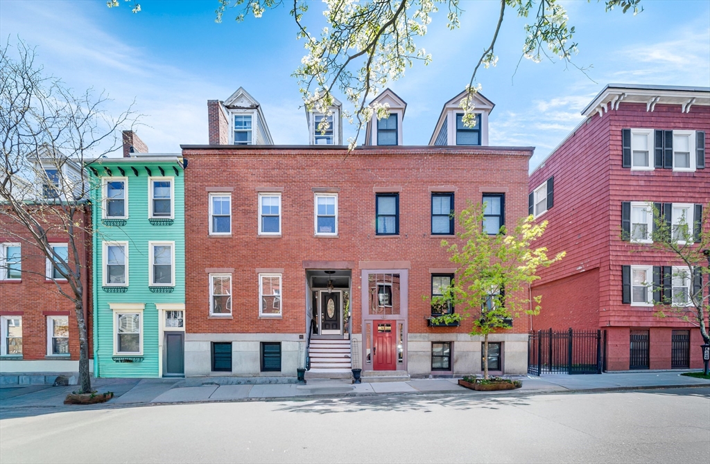 93 Baldwin Street, Unit 1 Boston, MA 02129 - Photo 28 of 30 front view of a brick building