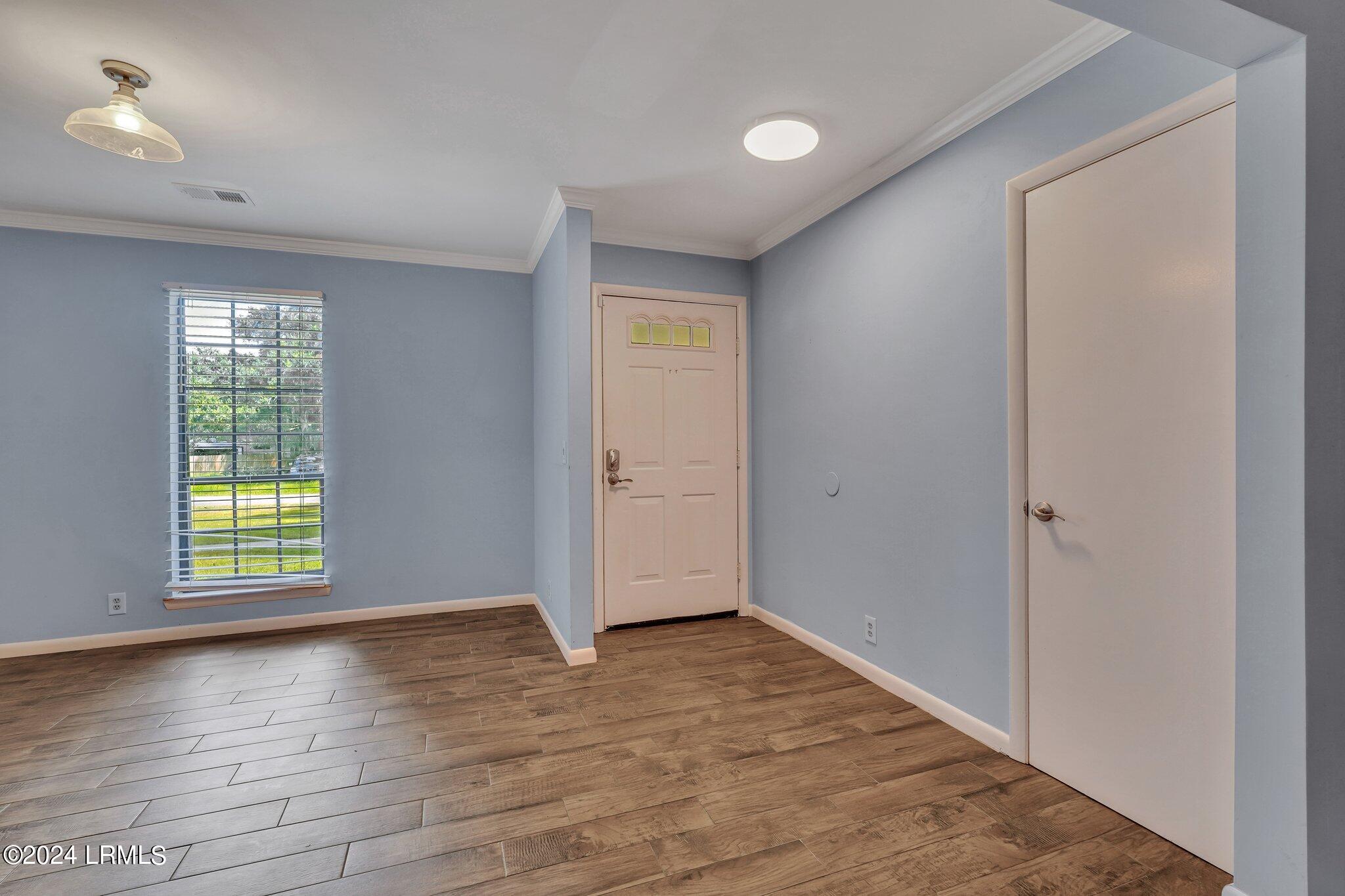 3063 Ratel Circle Beaufort, SC 29902 - Photo 8 of 61 11-web-or-mls-DSC06660