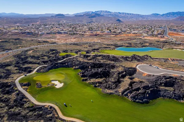 $3,317,000 | 2437 Black Point Circle, Unit 28, Santa Clara, UT 84765