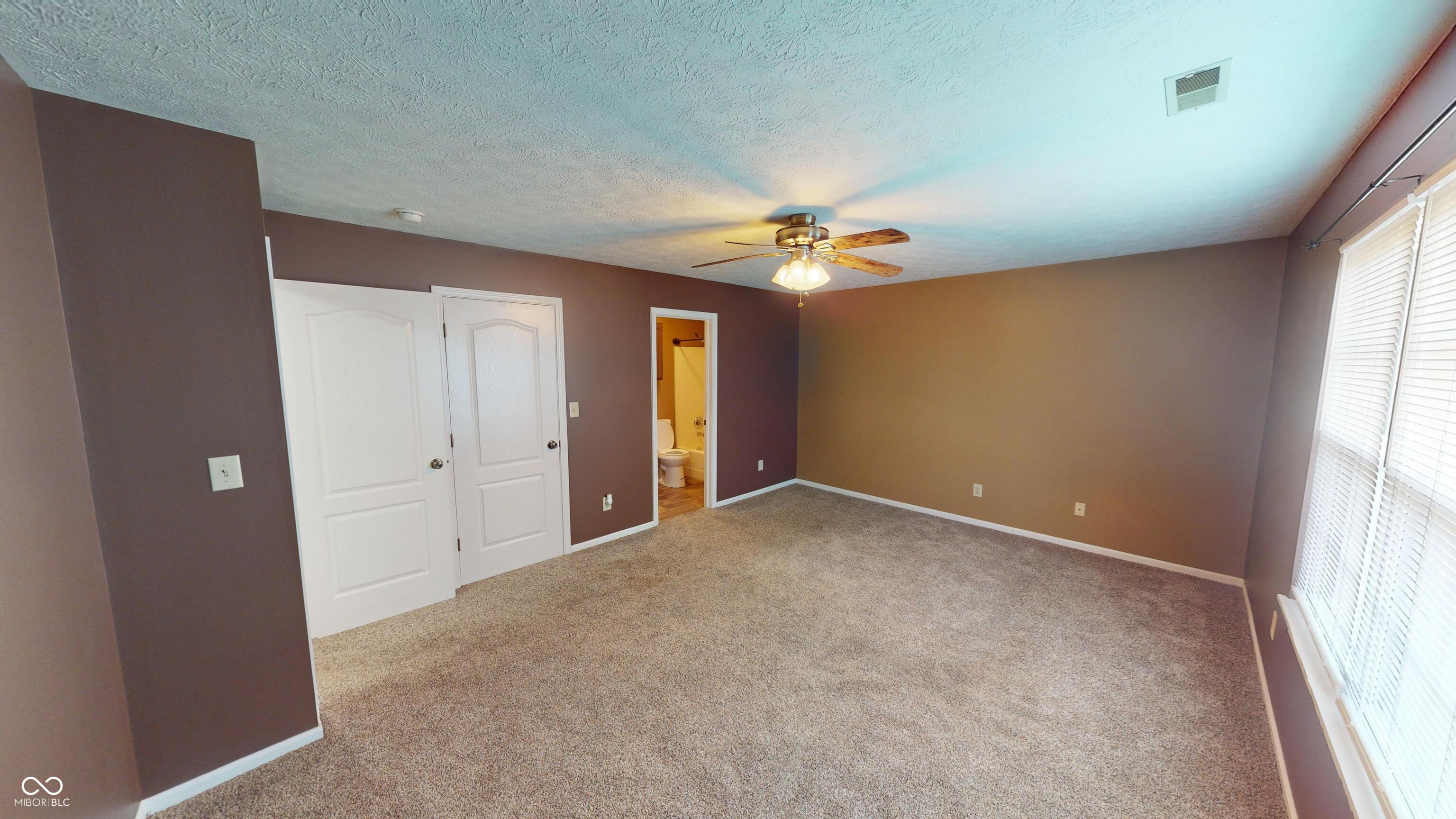 1096 Bumblebee Way Greenfield, IN 46140 - Photo 33 of 57