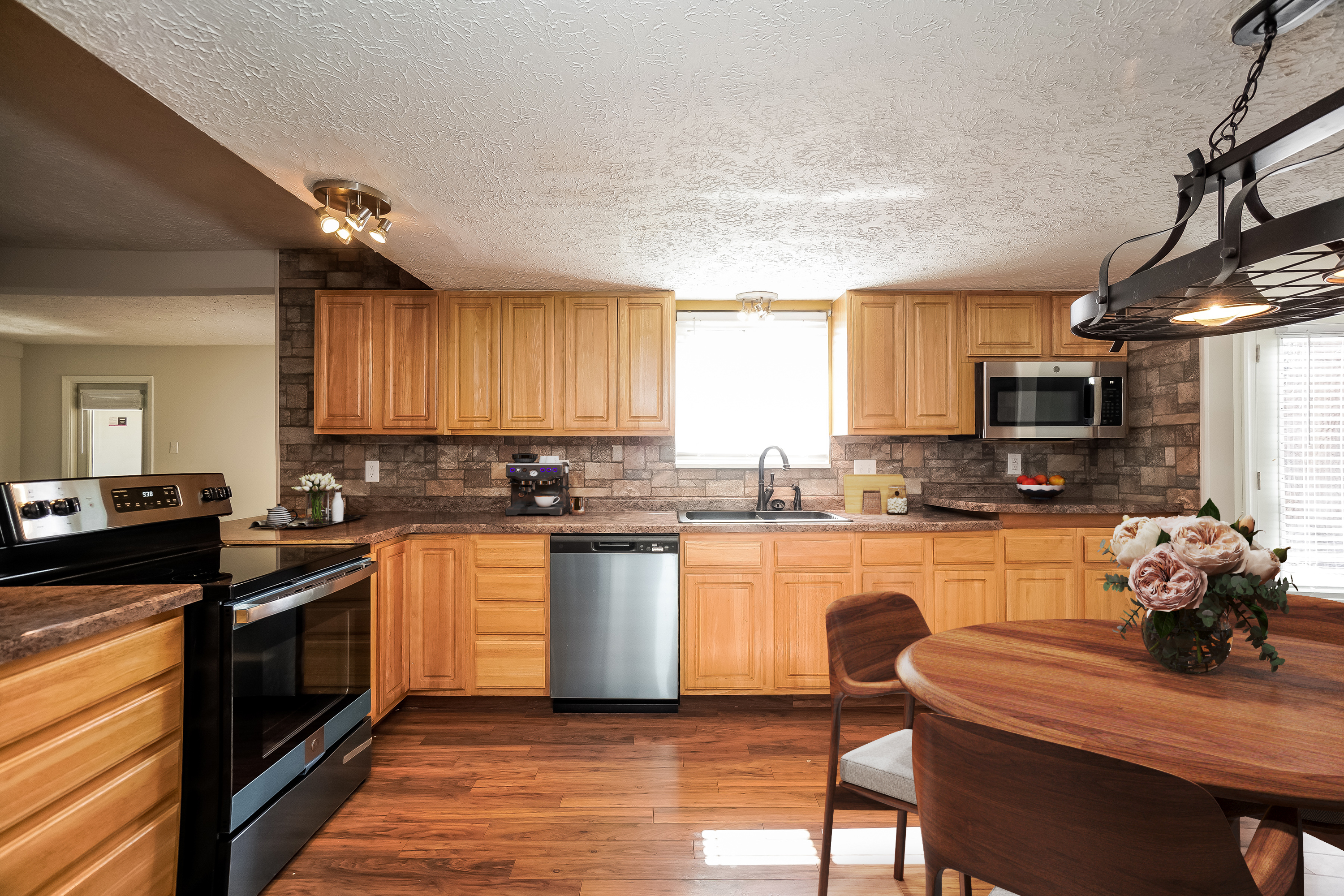 5535 RidgeHill Way Avon, IN 46123 - Photo 10 of 26 Gallery Image 10