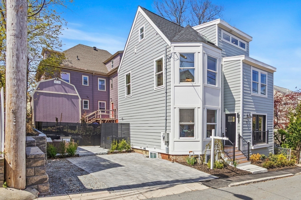 15 Spring Hill Terrace Somerville, MA 02143 - Photo 2 of 42
