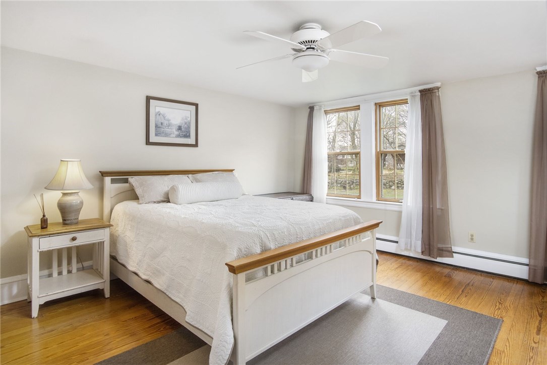 215 Woonsocket Hill Road North Smithfield, RI 02896 - Photo 21 of 39