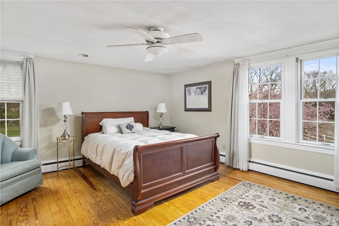 215 Woonsocket Hill Road North Smithfield, RI 02896 - Photo 24 of 39