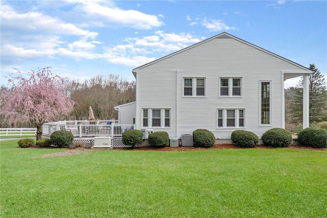 215 Woonsocket Hill Road North Smithfield, RI 02896 - Photo 29 of 39