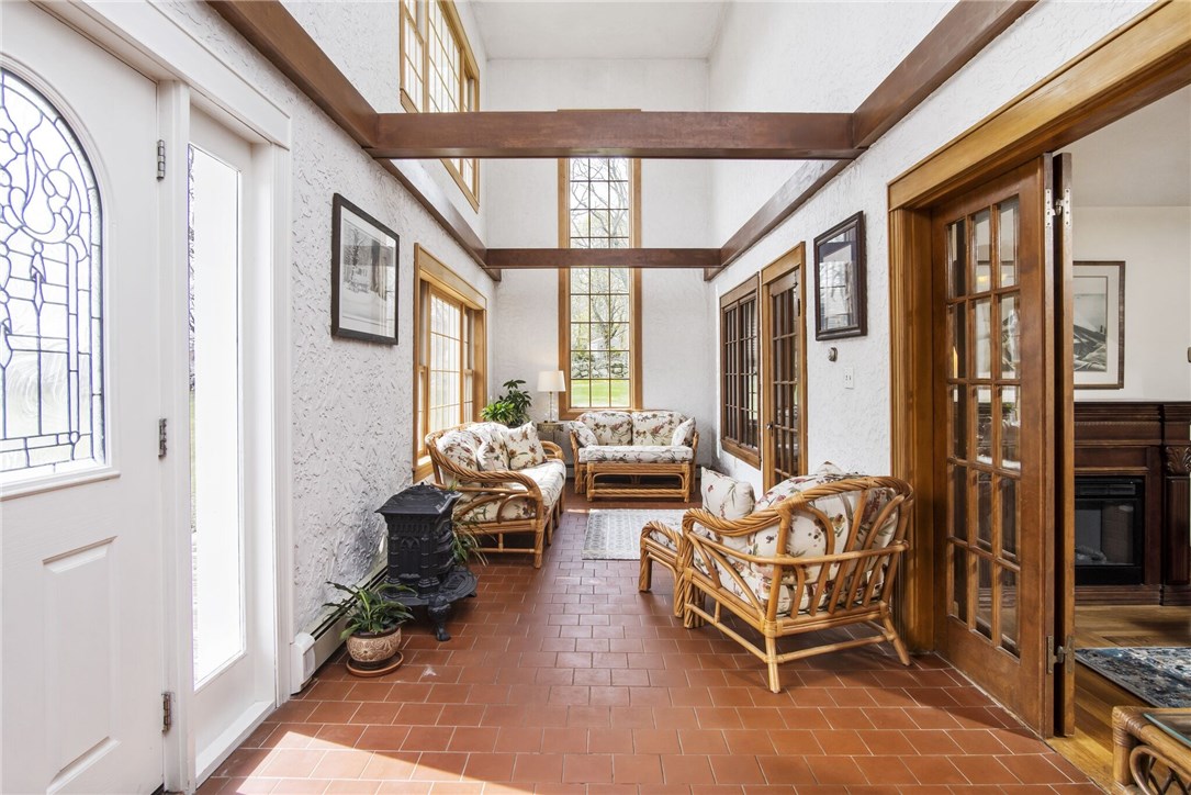 215 Woonsocket Hill Road North Smithfield, RI 02896 - Photo 6 of 39